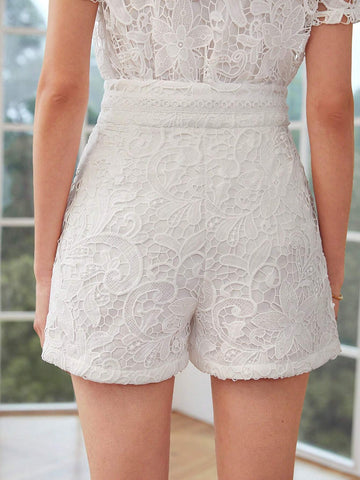 MOTF PREMIUM DRESSY GUIPURE LACE SHORTS MOTF PREMIUM DRESSY GUIPURE LACE SHORTS