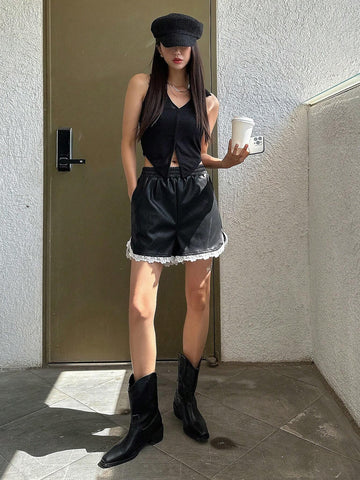 DAZY Contrast Lace Trim Slant Pocket PU Shorts DAZY Contrast Lace Trim Slant Pocket PU Shorts