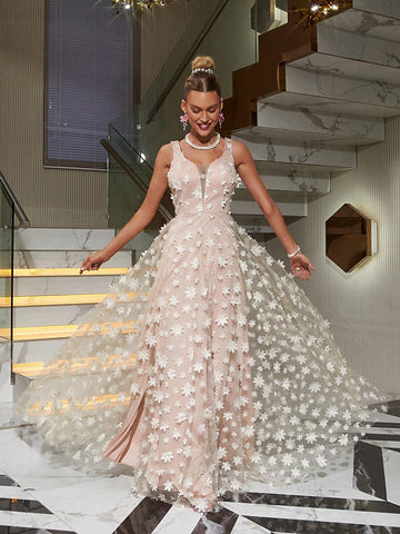 Floral Appliques Mesh Overlay Bridesmaid Dress Floral Appliques Mesh Overlay Bridesmaid Dress