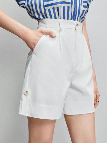 BIZwear Fold Pleated Slant Pocket Shorts BIZwear Fold Pleated Slant Pocket Shorts