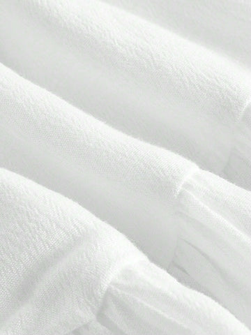 MOD Paperbag Waist Lace Trim Ruffle Hem Shorts MOD Paperbag Waist Lace Trim Ruffle Hem Shorts