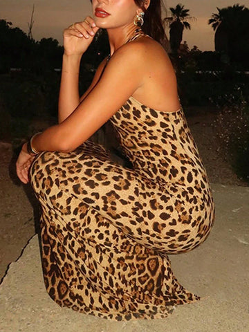 1pc Sleeveless Fitted Leopard Print Mini Dress, Fashionable Street-Style 1pc Sleeveless Fitted Leopard Print Mini Dress, Fashionable Street-Style