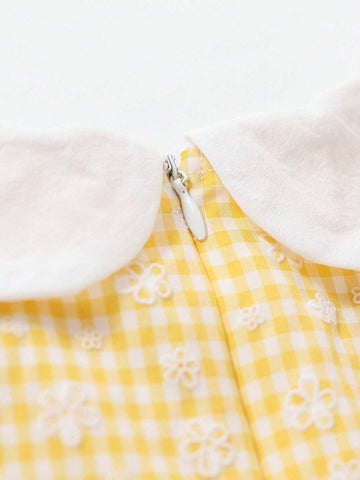 1pc Sweet And Delicate Floral Print Peter Pan Collar Short-Sleeved Check Dress For Toddler Girls, Summer 1pc Sweet And Delicate Floral Print Peter Pan Collar Short-Sleeved Check Dress For Toddler Girls, Summer