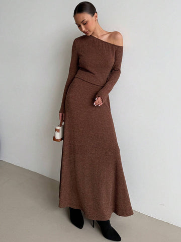 Aloruh Elegant Vintage Dark Coffee Velvet Asymmetric Shoulder Top And A-Line Skirt 2Pcs Outfit Set, Warm For Autumn/Winter Aloruh Elegant Vintage Dark Coffee Velvet Asymmetric Shoulder Top And A-Line Skirt 2Pcs Outfit Set, Warm For Autumn/Winter