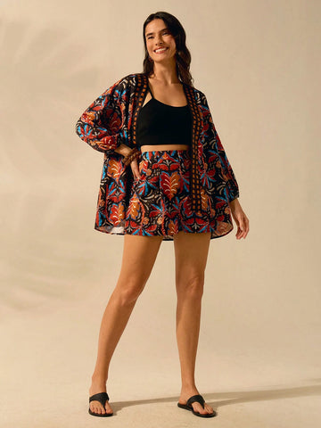 CAJUNI Women's Boho Coconut Tree Tropical Print Black Mini Shorts, Casual Summer Vacation Shorts CAJUNI Women's Boho Coconut Tree Tropical Print Black Mini Shorts, Casual Summer Vacation Shorts