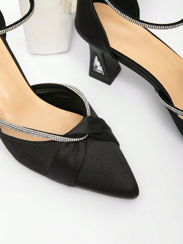 Black Pointed Toe Crystal Embellished Thick High Heel Closed Toe Women Black Pointed Toe Crystal Embellished Thick High Heel Closed Toe Women