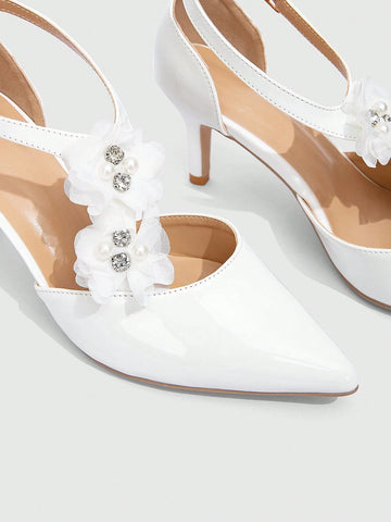 White Wedding Pointed-Toe Low-Heeled Bride Pumps With Bow, Floral 3D & Rhinestone White Wedding Pointed-Toe Low-Heeled Bride Pumps With Bow, Floral 3D & Rhinestone