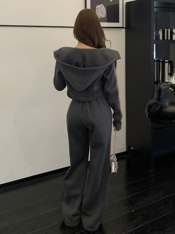 DAZY 2pcs/Set Women Casual Contrast Color Patchwork Ribbon Zipper Long Sleeve Top And Pants Set DAZY 2pcs/Set Women Casual Contrast Color Patchwork Ribbon Zipper Long Sleeve Top And Pants Set