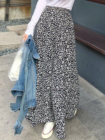 DAZY Ditsy Floral Print Skirt DAZY Ditsy Floral Print Skirt