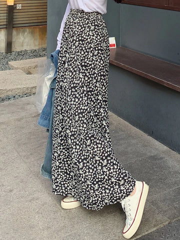 DAZY Ditsy Floral Print Skirt DAZY Ditsy Floral Print Skirt