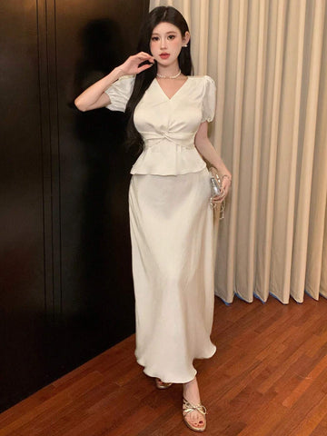 DAZY Ladies' Plain & Simple Daily Short Sleeve Skirt Set DAZY Ladies' Plain & Simple Daily Short Sleeve Skirt Set