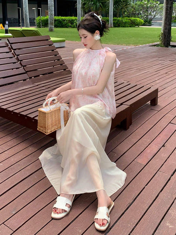 DAZY Ladies" Vacation Floral Print Halter Top And Solid Color Maxi Skirt Set DAZY Ladies" Vacation Floral Print Halter Top And Solid Color Maxi Skirt Set