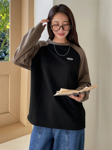 Letter Patched Colorblock Raglan Sleeve Tee Letter Patched Colorblock Raglan Sleeve Tee