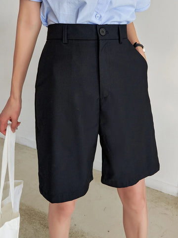 DAZY Solid Slant Pocket Shorts Without Belt DAZY Solid Slant Pocket Shorts Without Belt