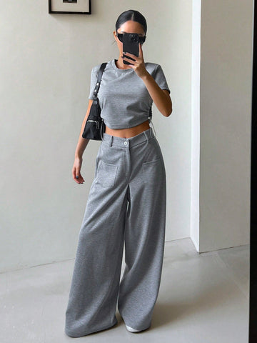 DAZY Women's Drawstring Side Short Sleeve T-Shirt And Shorts Set DAZY Women's Drawstring Side Short Sleeve T-Shirt And Shorts Set