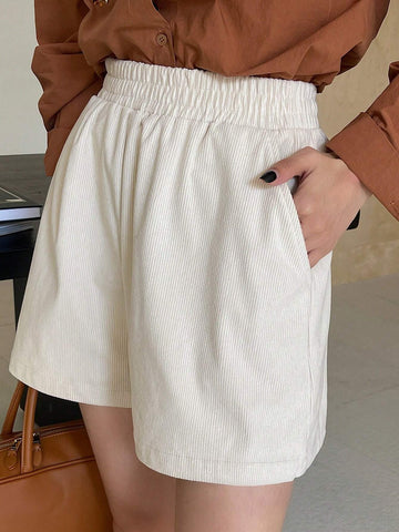 DAZY Women's Plain Pocket Relaxed Corduroy Shorts DAZY Women's Plain Pocket Relaxed Corduroy Shorts