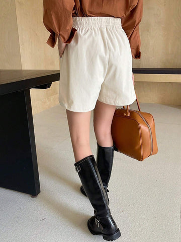 DAZY Women's Plain Pocket Relaxed Corduroy Shorts DAZY Women's Plain Pocket Relaxed Corduroy Shorts