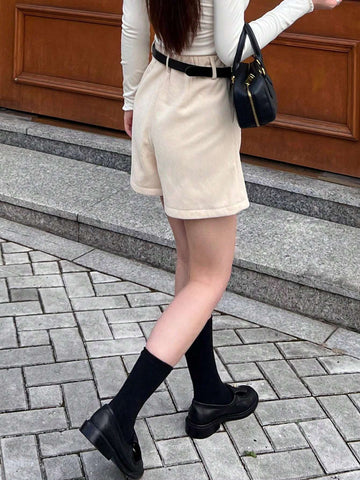 DAZY Women's Solid Color Simple Fleece-Lined Shorts, Casual Everyday Wear DAZY Women's Solid Color Simple Fleece-Lined Shorts, Casual Everyday Wear