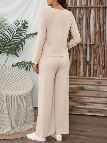 EMERY ROSE 2pcs/Set Women's Casual Solid Color Button Decor T-Shirt And Loose Wide Leg Pants EMERY ROSE 2pcs/Set Women's Casual Solid Color Button Decor T-Shirt And Loose Wide Leg Pants
