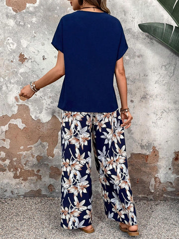 EMERY ROSE Women Solid Color Round Neck Short Sleeve Top And Flower Print Wide Leg Pants Set For Summer EMERY ROSE Women Solid Color Round Neck Short Sleeve Top And Flower Print Wide Leg Pants Set For Summer