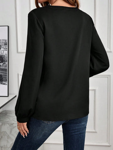 EMERY ROSE Women's V-Neck Long Sleeve Casual Comfortable Trendy Blouse EMERY ROSE Women's V-Neck Long Sleeve Casual Comfortable Trendy Blouse