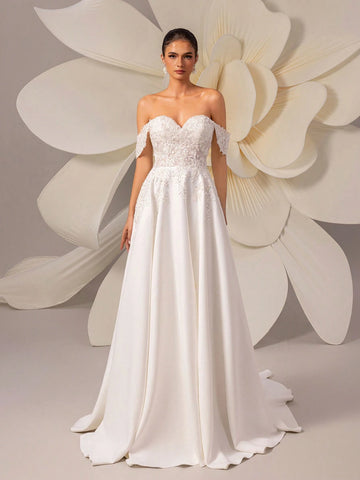 Elegant Lace Embroidery Off Shoulder Wedding Dress With Train Elegant Lace Embroidery Off Shoulder Wedding Dress With Train