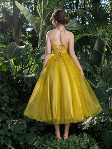 Elegant Lace Up Back Floral Applique Bodice Strapless Homecoming Party Dress Elegant Lace Up Back Floral Applique Bodice Strapless Homecoming Party Dress