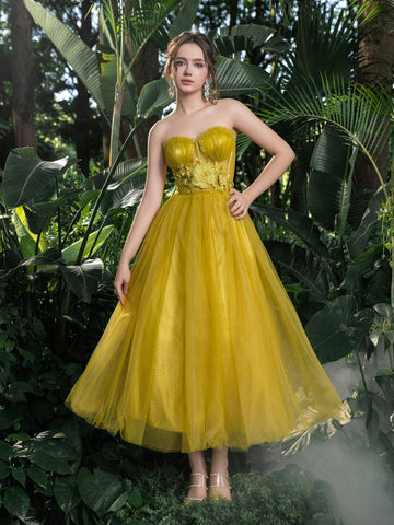 Elegant Lace Up Back Floral Applique Bodice Strapless Homecoming Party Dress Elegant Lace Up Back Floral Applique Bodice Strapless Homecoming Party Dress