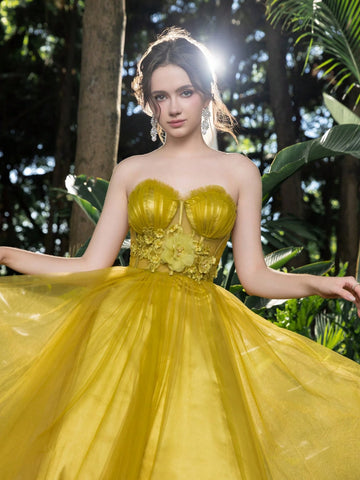 Elegant Lace Up Back Floral Applique Bodice Strapless Homecoming Party Dress Elegant Lace Up Back Floral Applique Bodice Strapless Homecoming Party Dress