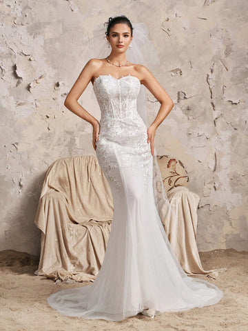 Elegant Strapless Sweetheart Neckline Heavy Lace Embroidery Luxurious Corset Mermaid Wedding Dress With Train Elegant Strapless Sweetheart Neckline Heavy Lace Embroidery Luxurious Corset Mermaid Wedding Dress With Train