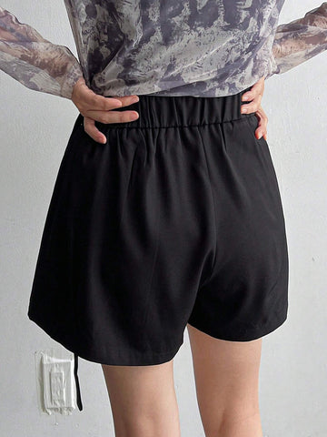 FRIFUL Women's Fashionable Simple A-Line Solid Color Versatile Shorts FRIFUL Women's Fashionable Simple A-Line Solid Color Versatile Shorts