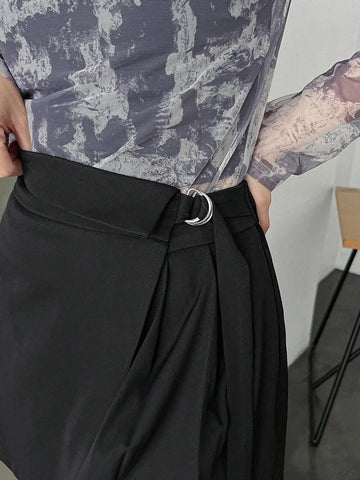 FRIFUL Women's Fashionable Simple A-Line Solid Color Versatile Shorts FRIFUL Women's Fashionable Simple A-Line Solid Color Versatile Shorts