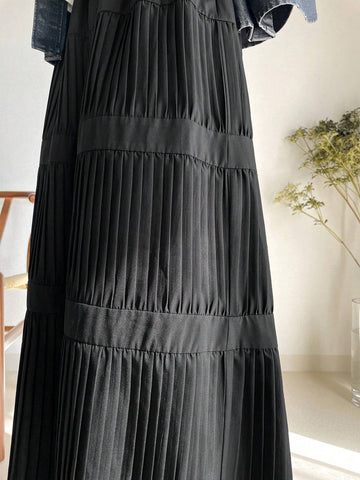 FRIFUL Women's Solid Color Pleated Minimalist A-Line Skirt, Casual Daily Wear FRIFUL Women's Solid Color Pleated Minimalist A-Line Skirt, Casual Daily Wear