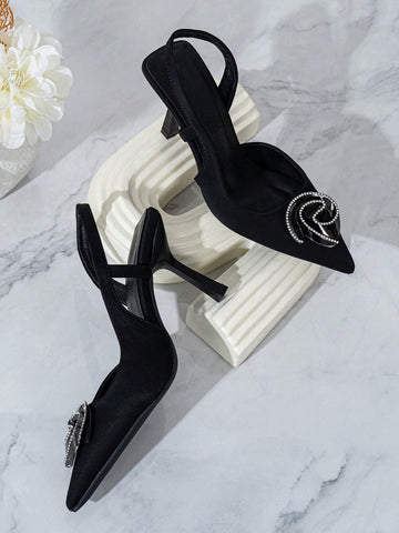 Fashionable Women's Black Square High-Heeled Pointed-Toe Shoe With Flower Decoration And Rhinestone Fashionable Women's Black Square High-Heeled Pointed-Toe Shoe With Flower Decoration And Rhinestone