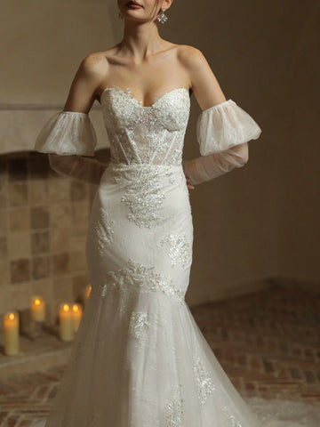 Floral Appliques Mesh Overlay Tube Wedding Dress Floral Appliques Mesh Overlay Tube Wedding Dress
