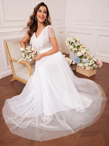 Floral Embroidery Mesh Wedding Dress Floral Embroidery Mesh Wedding Dress