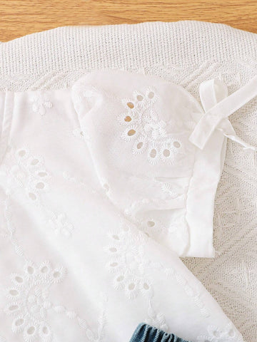 Girls' Summer Fashionable Top & Denim Shorts 2pcs Set, Sweet And Casual Outfit Girls' Summer Fashionable Top & Denim Shorts 2pcs Set, Sweet And Casual Outfit