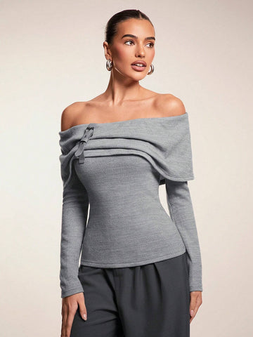 1pc Women Off-Shoulder Leather Patch Decorated T-Shirt, Sexy & Elegant, Grey, Suitable For 1pc Women Off-Shoulder Leather Patch Decorated T-Shirt, Sexy & Elegant, Grey, Suitable For