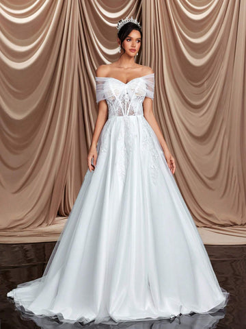 Glamrae Elegant, Gorgeous And Luxurious One-Shoulder Embroidered Lace Appliqué Stitching Mesh Pleated Large Hem And Tail Suitable For Wedding Events But Also Party Vacation Honeymoon Wedding Dress Glamrae Elegant, Gorgeous And Luxurious One-Shoulder Embroidered Lace Appliqué Stitching Mesh Pleated Large Hem And Tail Suitable For Wedding Events But Also Party Vacation Honeymoon Wedding Dress