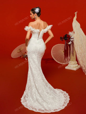 High-Neck Embroidered Lace Mermaid Style Sexy Wedding Dress High-Neck Embroidered Lace Mermaid Style Sexy Wedding Dress