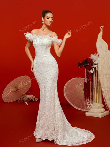High-Neck Embroidered Lace Mermaid Style Sexy Wedding Dress High-Neck Embroidered Lace Mermaid Style Sexy Wedding Dress