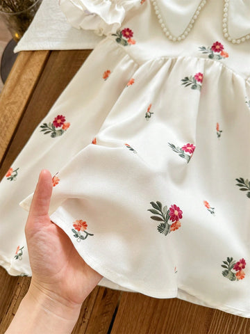 Young Girl Woven Floral Patchwork Ruffle Collar Puff Sleeve Fitted Dress Young Girl Woven Floral Patchwork Ruffle Collar Puff Sleeve Fitted Dress