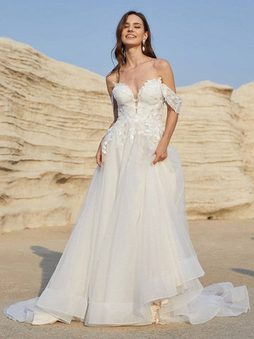 Lace Patchwork Off Shoulder Deep V-Neck Wedding Dress Lace Patchwork Off Shoulder Deep V-Neck Wedding Dress