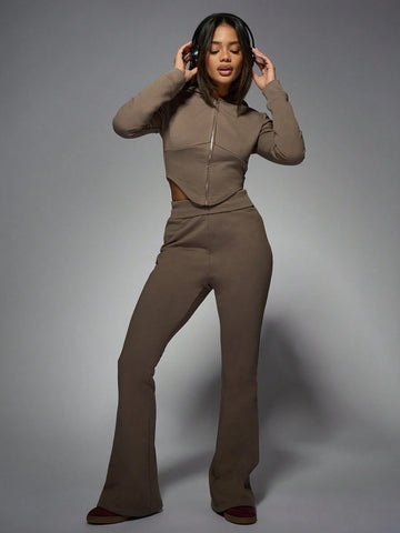 MISSGUIDED Zip Through Long Sleeve Fitted Crop Hoodie & Fold Over Waist Flared Hem Joggers Two Piece Co Ord Set MISSGUIDED Zip Through Long Sleeve Fitted Crop Hoodie & Fold Over Waist Flared Hem Joggers Two Piece Co Ord Set