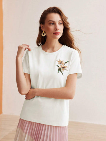 MOTF PREMIUM EMBROIDERY FLORAL PATTERN SHORT SLEEVE TEE MOTF PREMIUM EMBROIDERY FLORAL PATTERN SHORT SLEEVE TEE