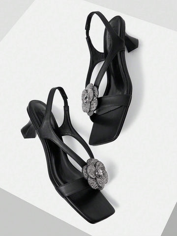 FASHION LADIES RHINESTONE THREE-DIMENSIONAL FLOWER DECORATION FASHION LADIES RHINESTONE THREE-DIMENSIONAL FLOWER DECORATION