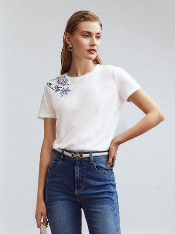 MOTF PREMIUM FLORAL EMBROIDERED T-SHIRT MOTF PREMIUM FLORAL EMBROIDERED T-SHIRT