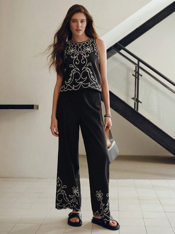 MOTF PREMIUM FLORAL EMBROIDERY SLEEVELESS BLOUSE MOTF PREMIUM FLORAL EMBROIDERY SLEEVELESS BLOUSE