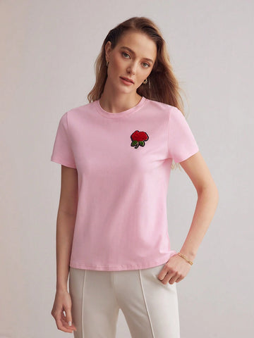MOTF PREMIUM FLORAL PATCHED DETAIL TEE MOTF PREMIUM FLORAL PATCHED DETAIL TEE