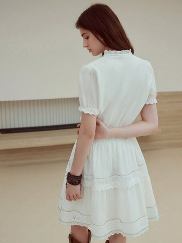 MOTF STUDIO CONTRAST EYELET EMBROIDERY DRESS MOTF STUDIO CONTRAST EYELET EMBROIDERY DRESS